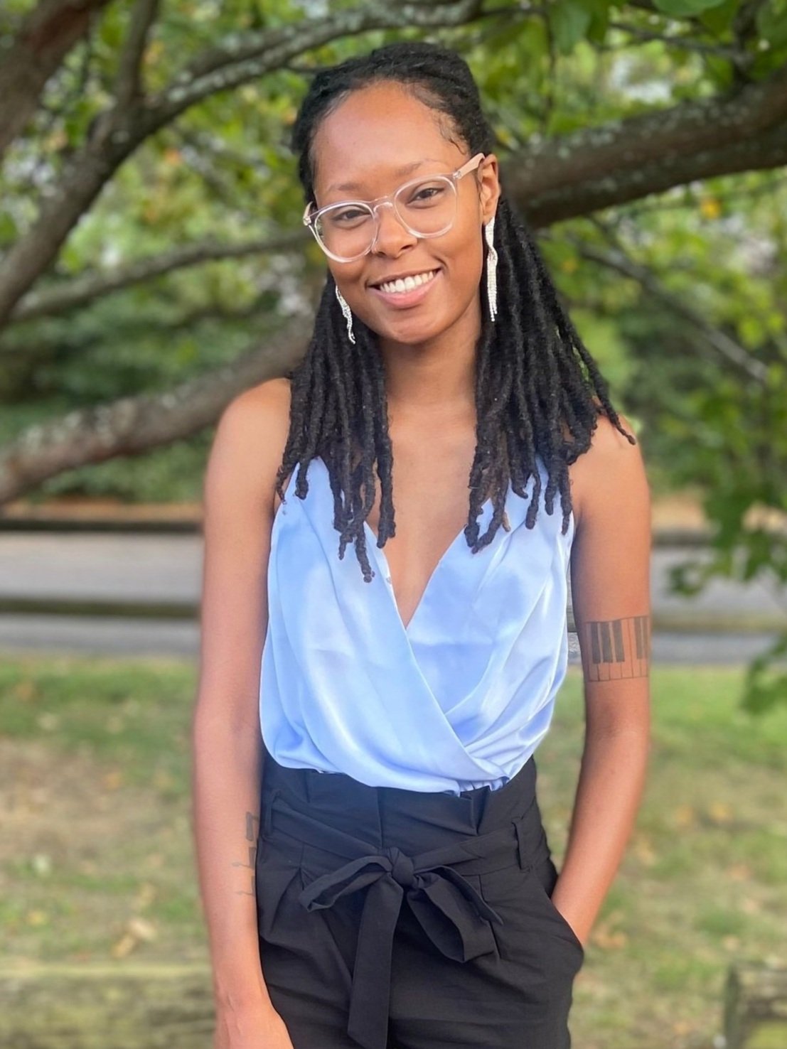 Headshot of Elisha Jewell